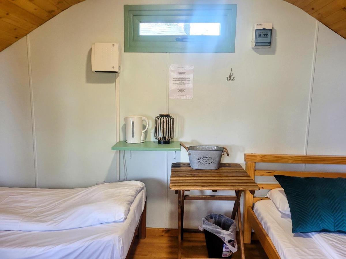 Wheal Tor Hotel & Glamping ลิสคาร์ด ภายนอก รูปภาพ