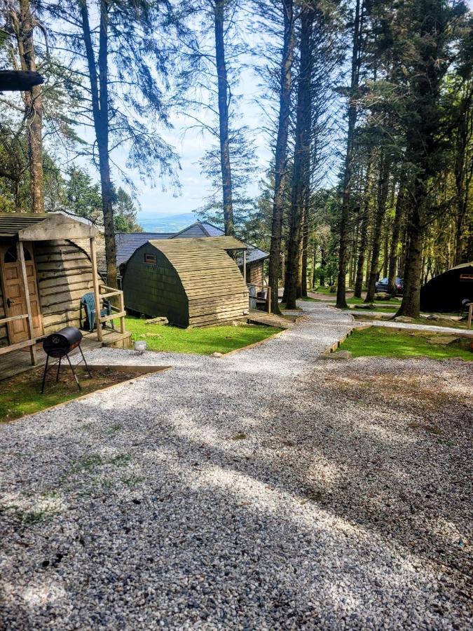 Wheal Tor Hotel & Glamping ลิสคาร์ด ภายนอก รูปภาพ