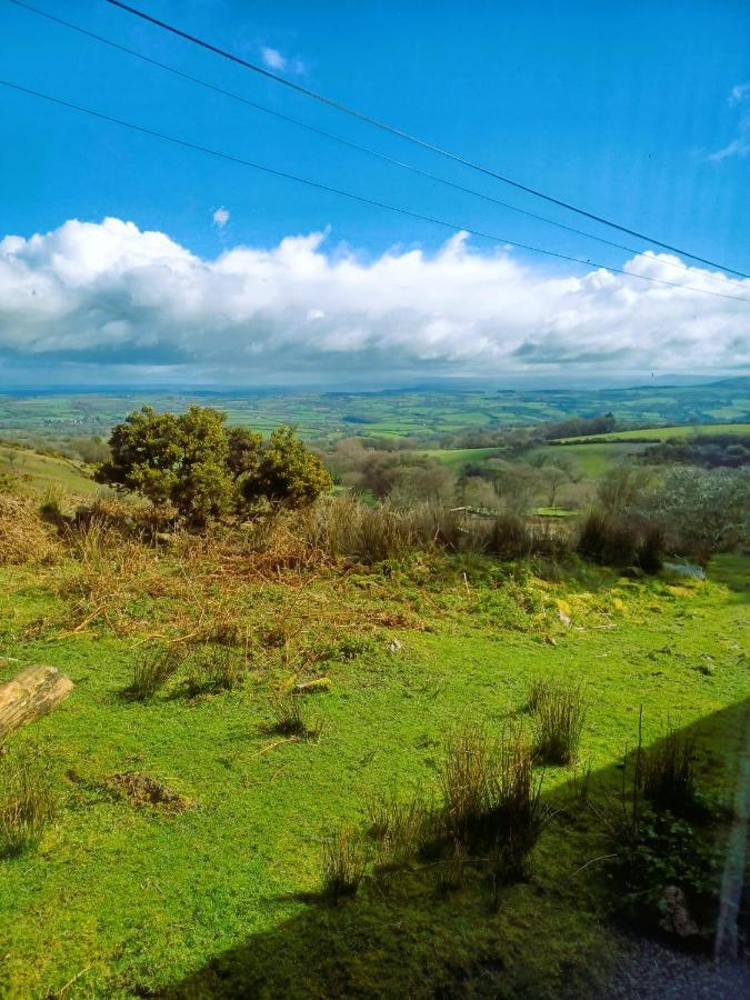 Wheal Tor Hotel & Glamping ลิสคาร์ด ภายนอก รูปภาพ