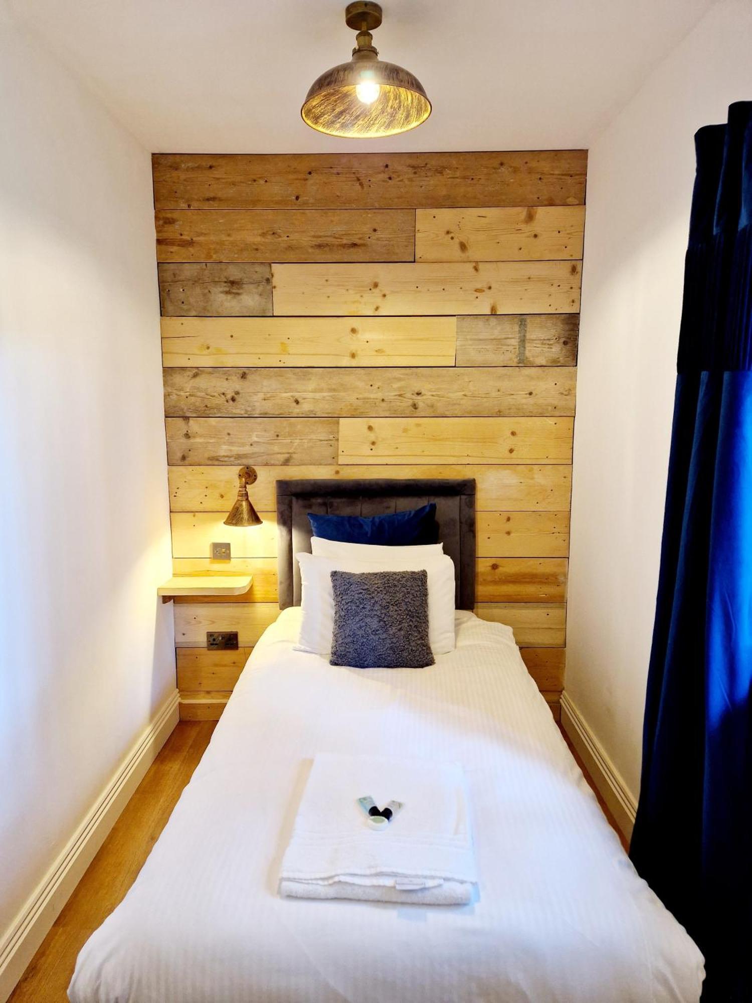 Wheal Tor Hotel & Glamping ลิสคาร์ด ภายนอก รูปภาพ
