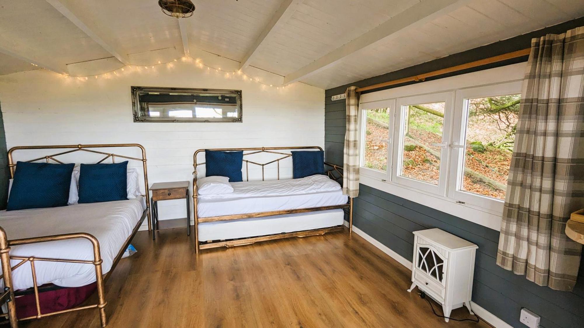 Wheal Tor Hotel & Glamping ลิสคาร์ด ภายนอก รูปภาพ