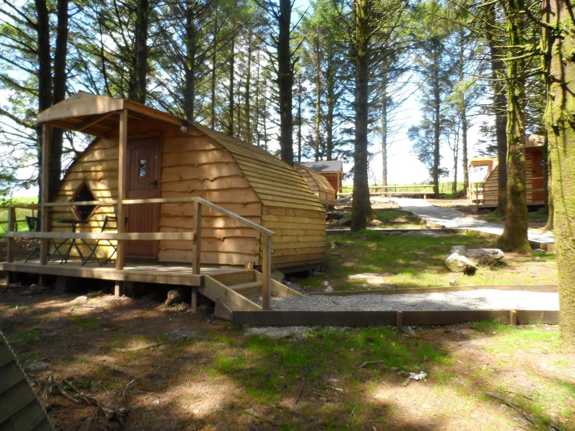 Wheal Tor Hotel & Glamping ลิสคาร์ด ภายนอก รูปภาพ